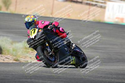 media/Jun-04-2022-WERA (Sat) [[b852bbbd55]]/Practice Races/5-750cc and up novices/